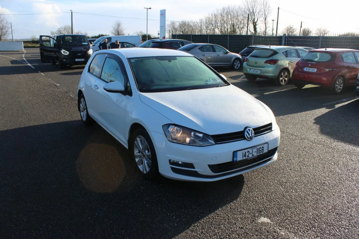 Volkswagen Golf 1.6 TDI 3DR M5F 90HP Trendline - Image 1