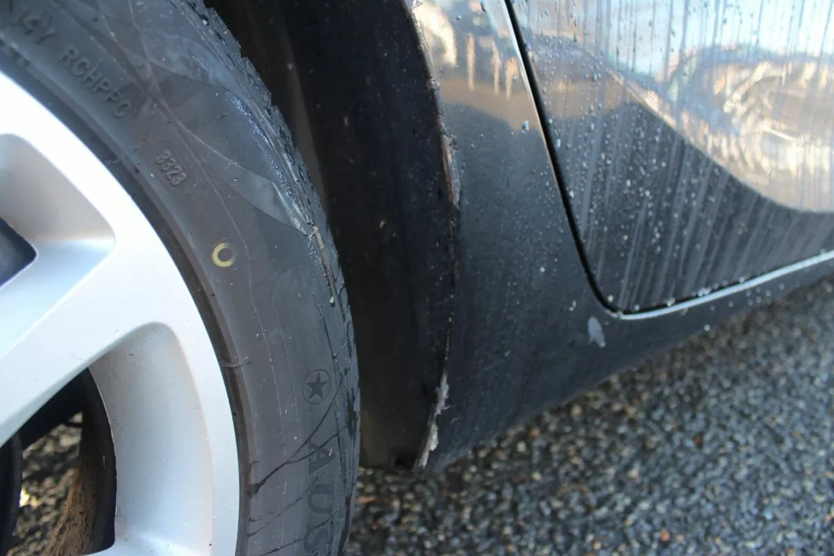 Opel Astra 1.6CDTi 110PS SC - Image 3