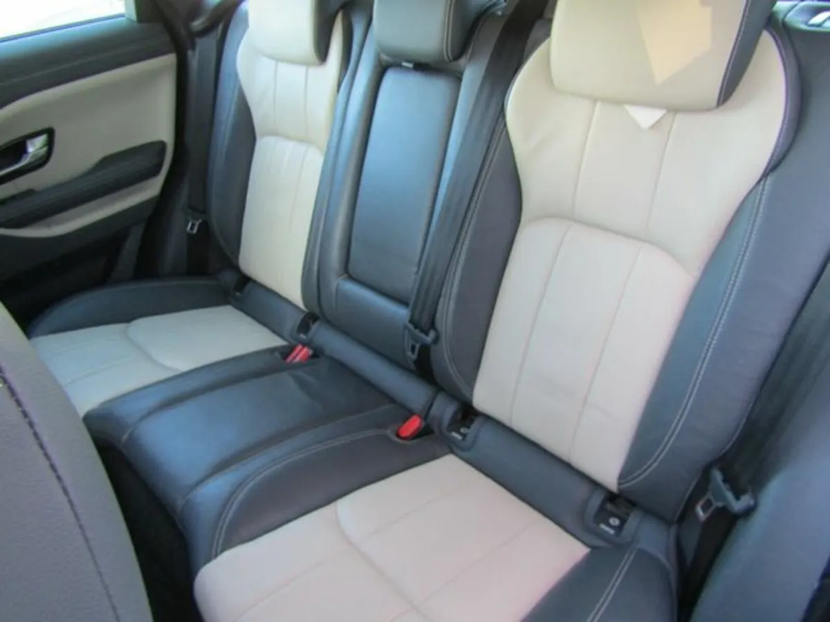 Land Rover Range Rover Evoque Evoque ED4 SE Tech 2 - Image 4