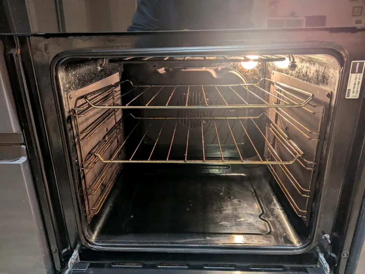 Hotpoint Oven DD2844CIX - Image 2