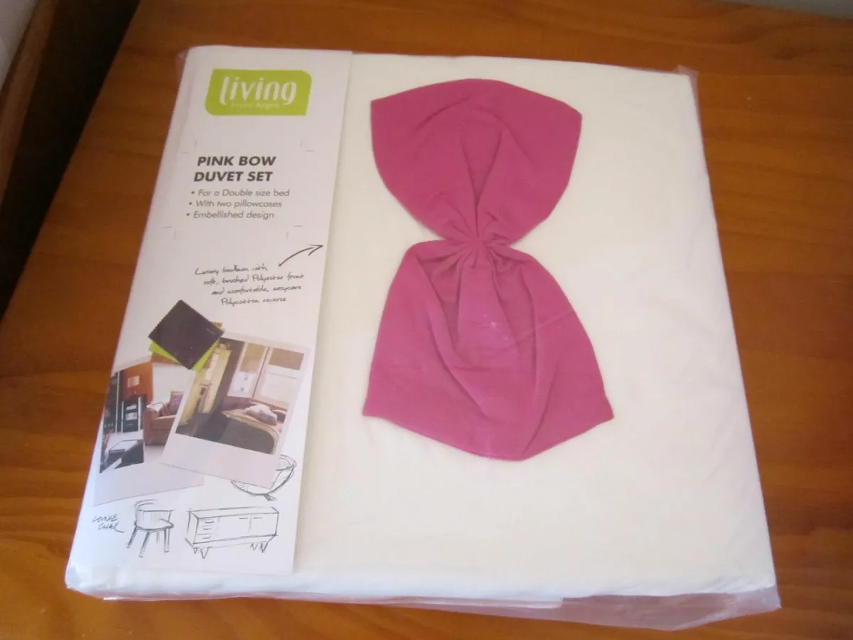 New - Duvet Cover & Pillowcovers Double - Image 1