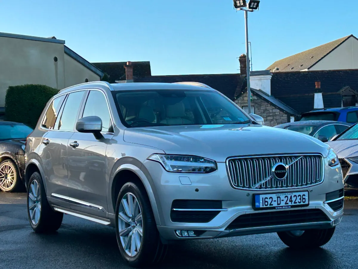 Volvo XC90 D5 AWD INSCRIPTION GT AUTO 7 SEATS *HIG - Image 3