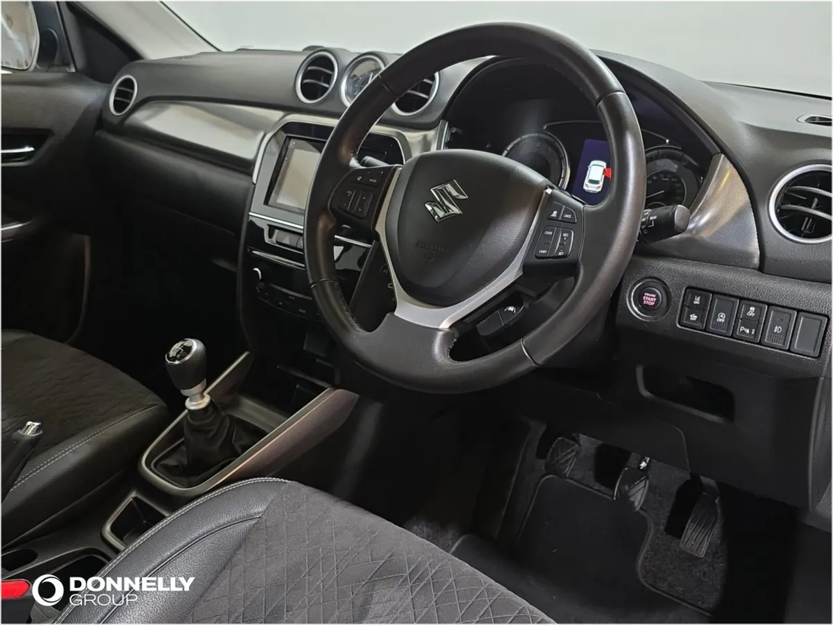 Suzuki Vitara Estate SZ5 - Image 4