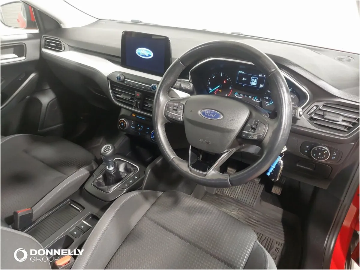 Ford Focus Diesel Hatchback Zetec - Image 4