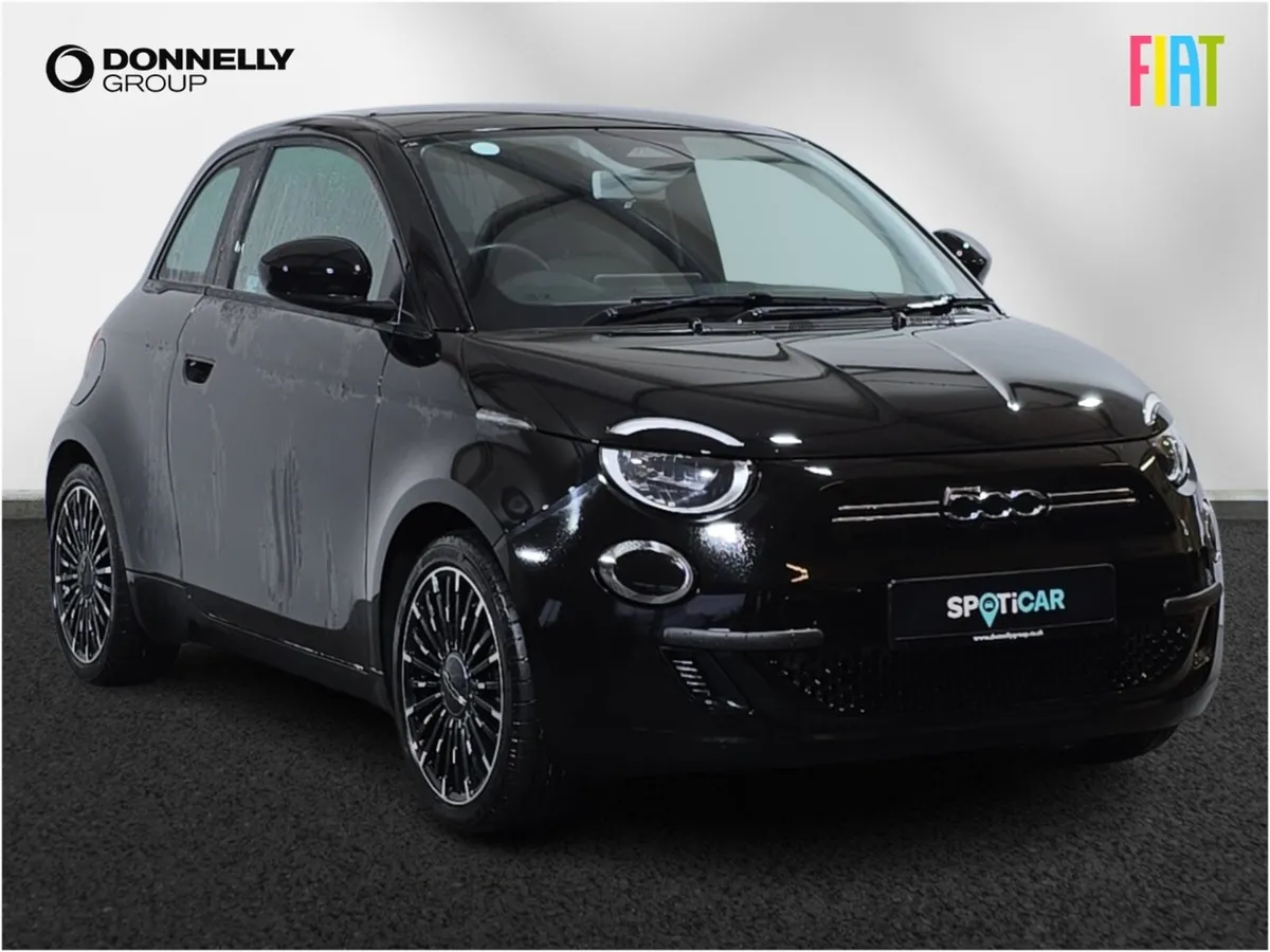 Fiat 500 Electric Hatchback Icon - Image 1