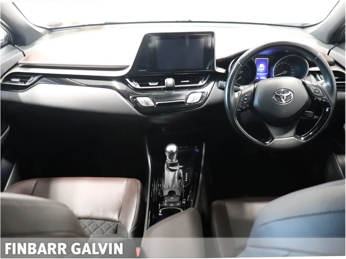 Toyota C-HR Sol Hybrid (Huge Spec) - Image 4