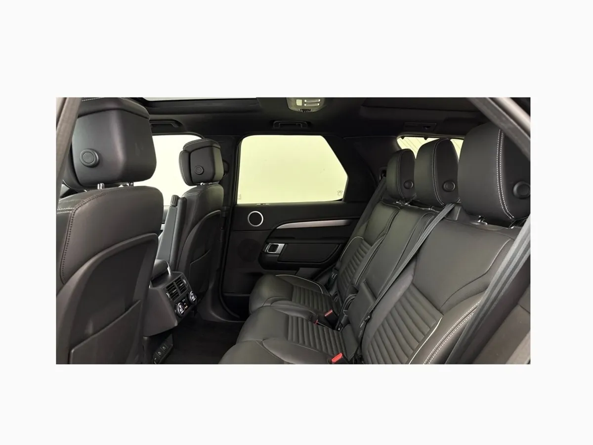 Land Rover Discovery Diesel Sw Dynamic HSE - Image 3