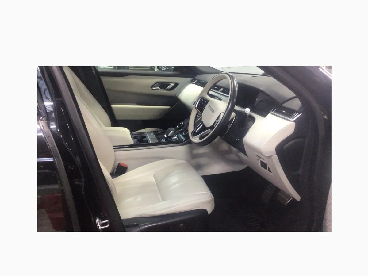 Land Rover Range Rover Velar Diesel Estate Edition - Image 3