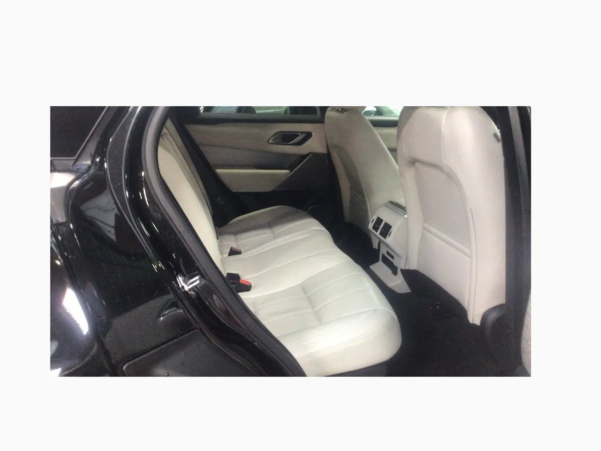 Land Rover Range Rover Velar Diesel Estate Edition - Image 4