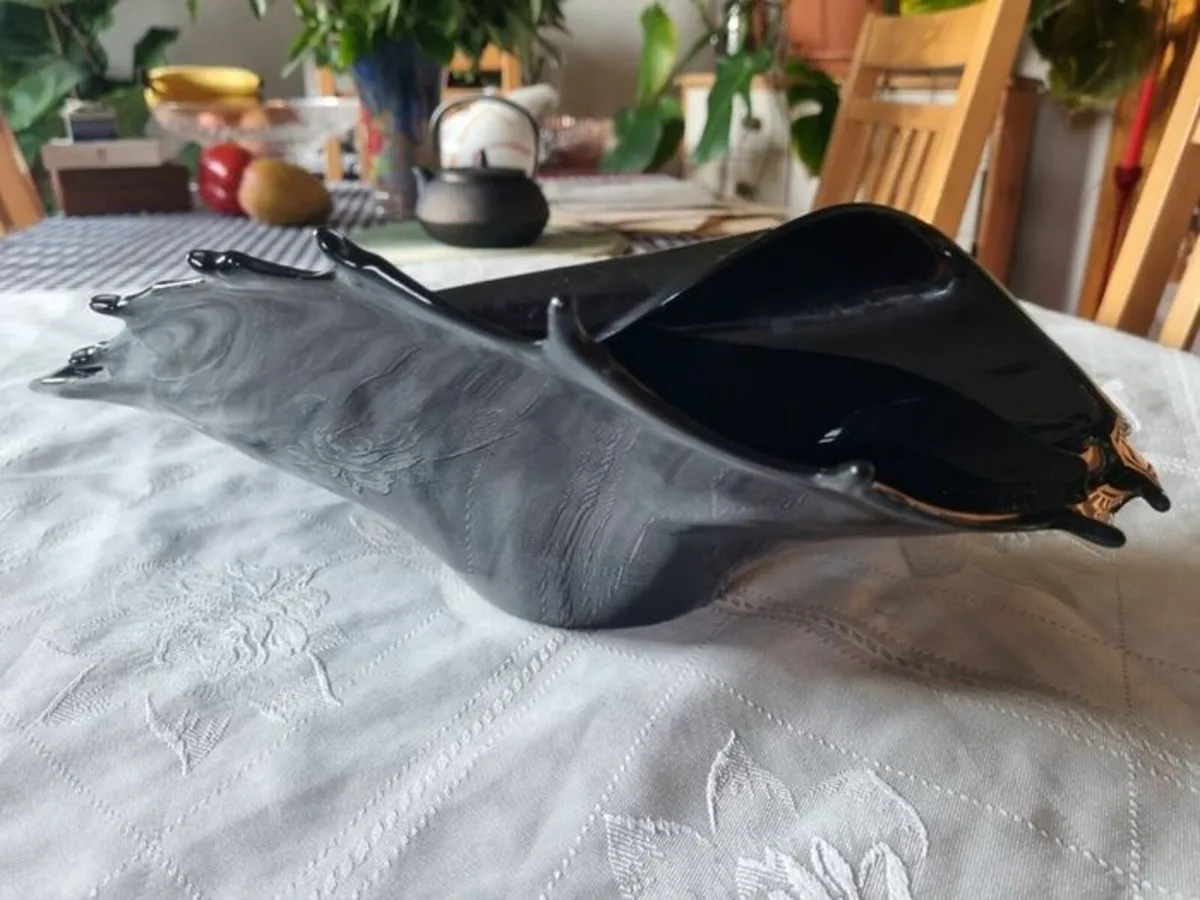 Vintage Large Murano bowl in the shape of a shell - Image 4