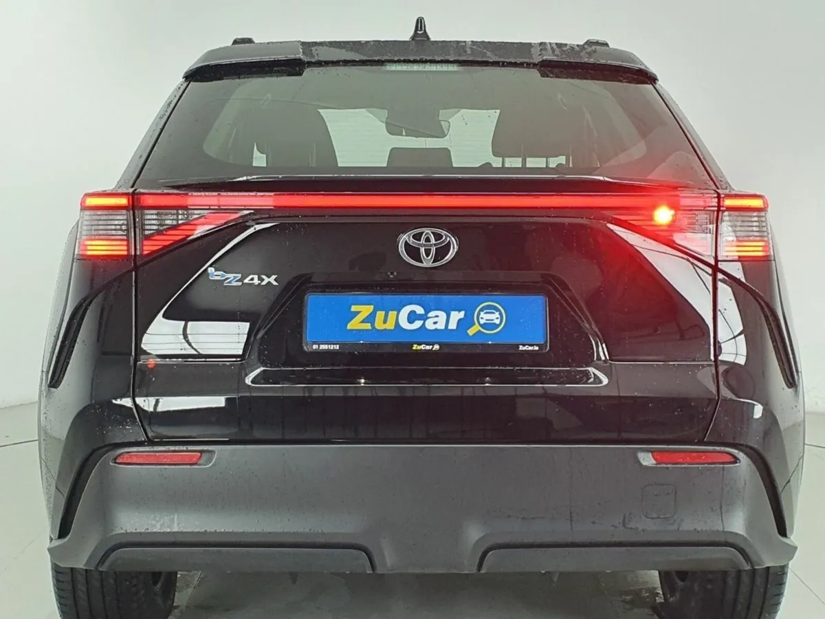 Toyota bZ4X Bz4x Pure  Pure 7kW Charger  Electric - Image 4