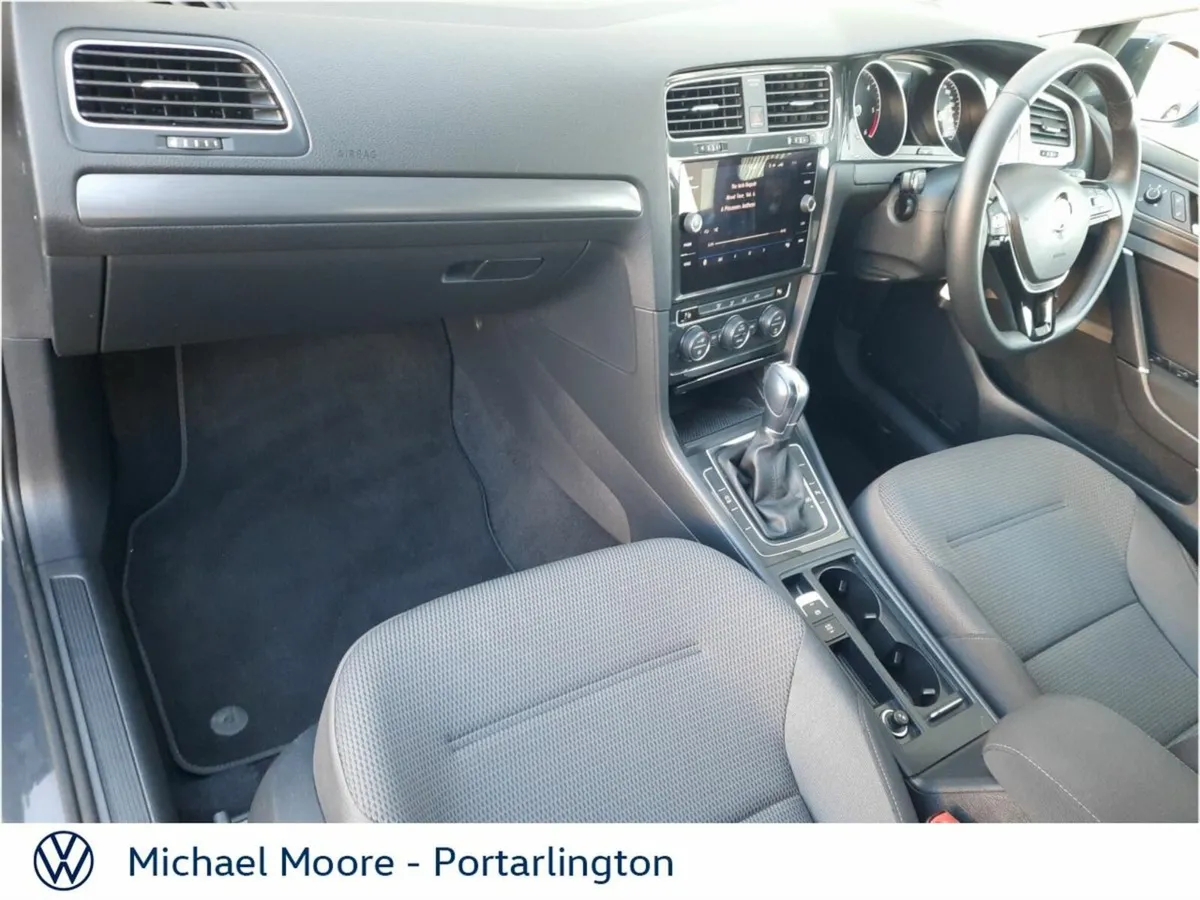 Volkswagen Golf 1.6 TDI 5DR 115HP Comfortline DSG - Image 4