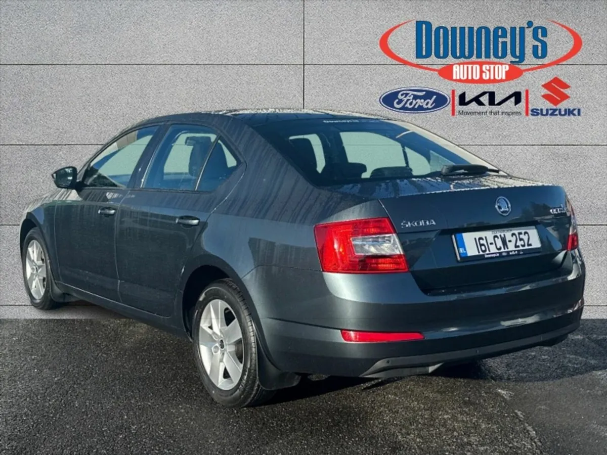 Skoda Octavia AMBITION 1.6 TD - Image 4