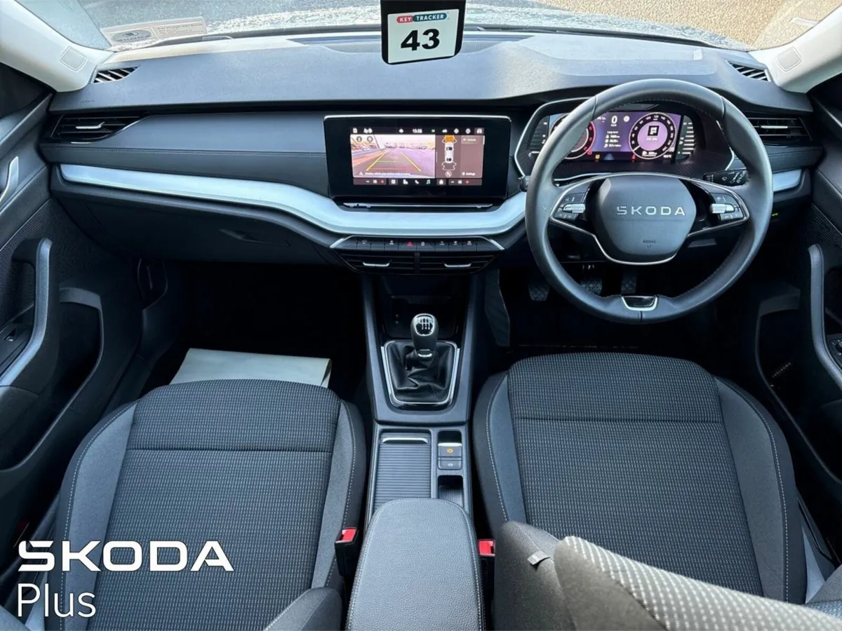 Skoda Octavia Selection 2.0TDI 115HP - Image 2