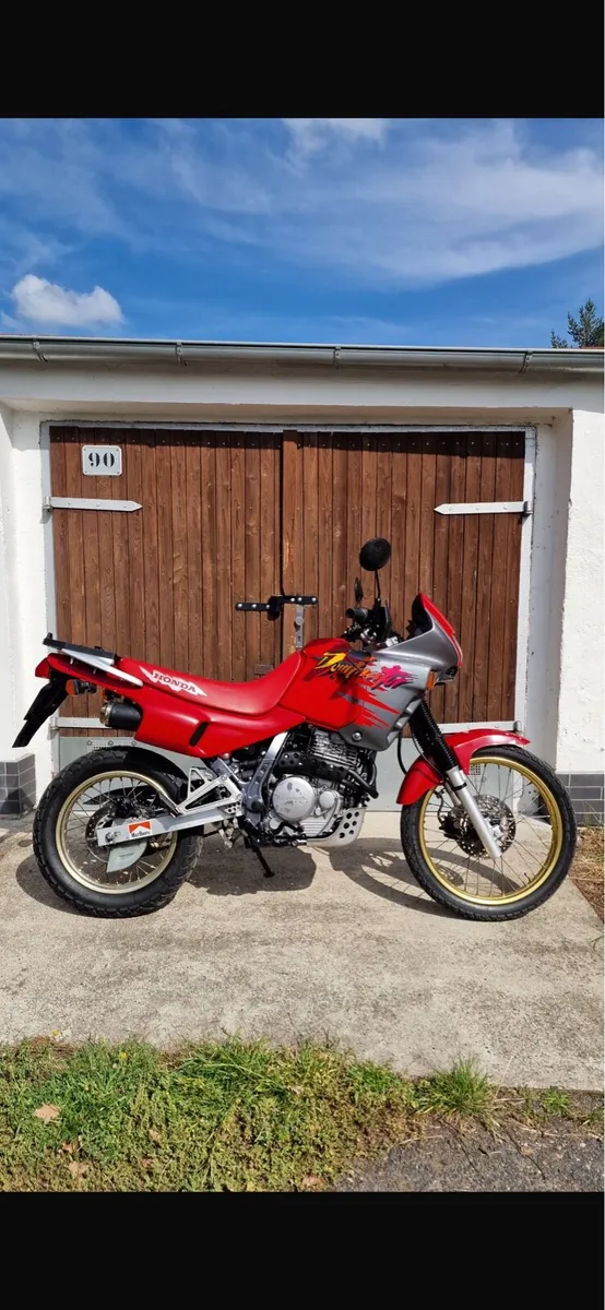 Honda nx 650 dominator - Image 1