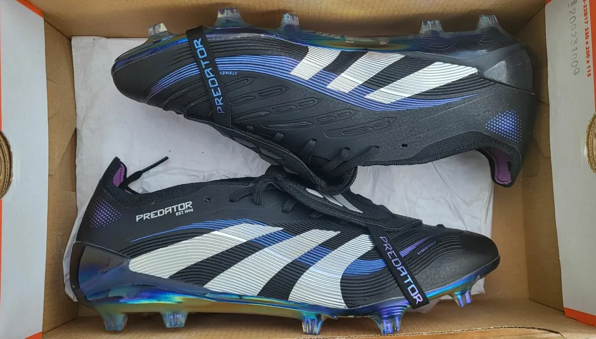 Adidas Predator boots 9uk - Image 1