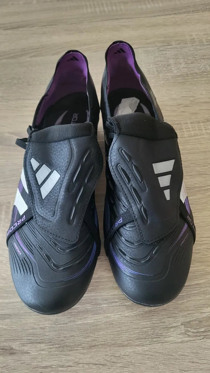 Adidas Predator boots 9uk - Image 3