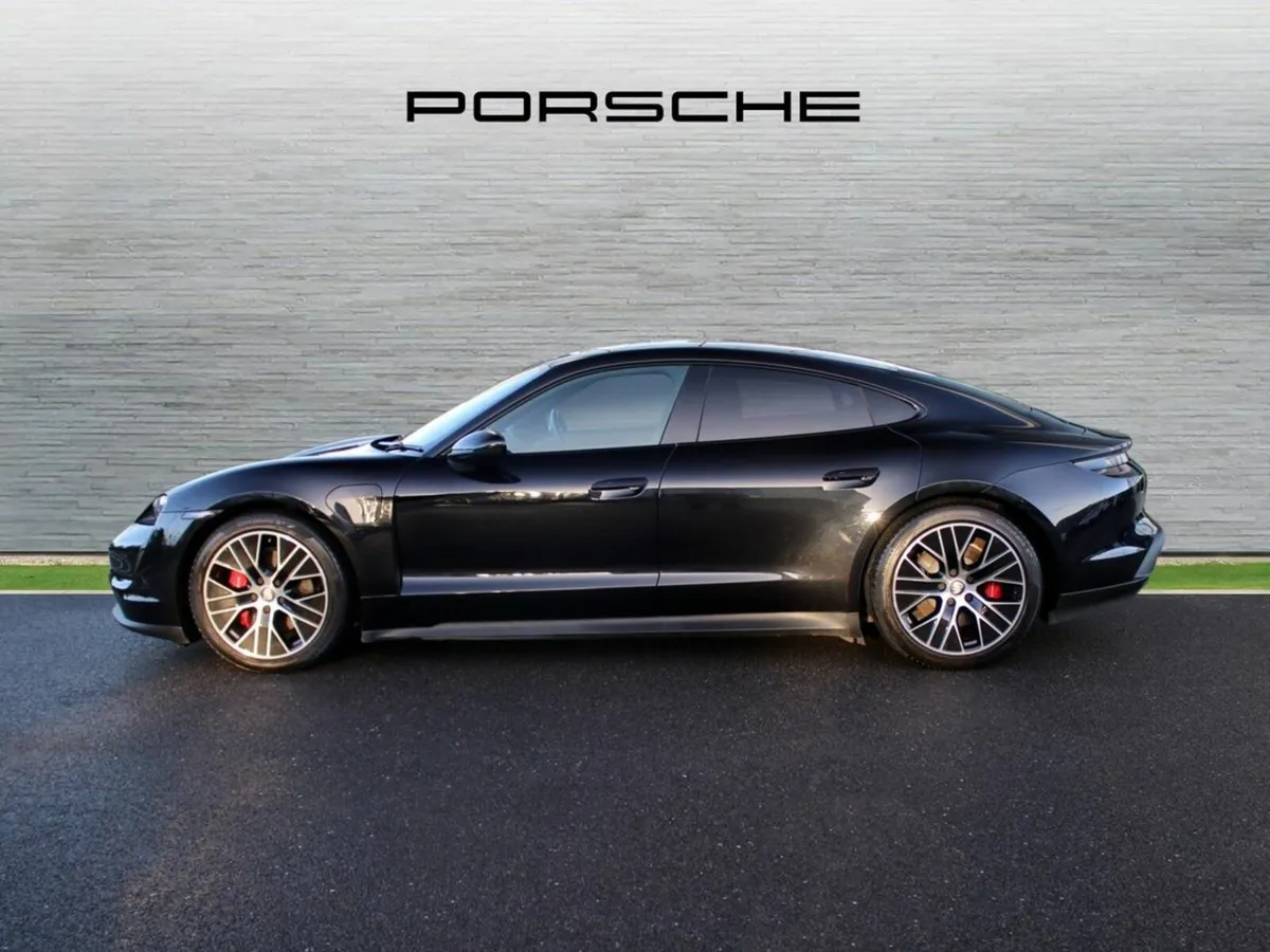 Porsche Taycan 4S - Image 4
