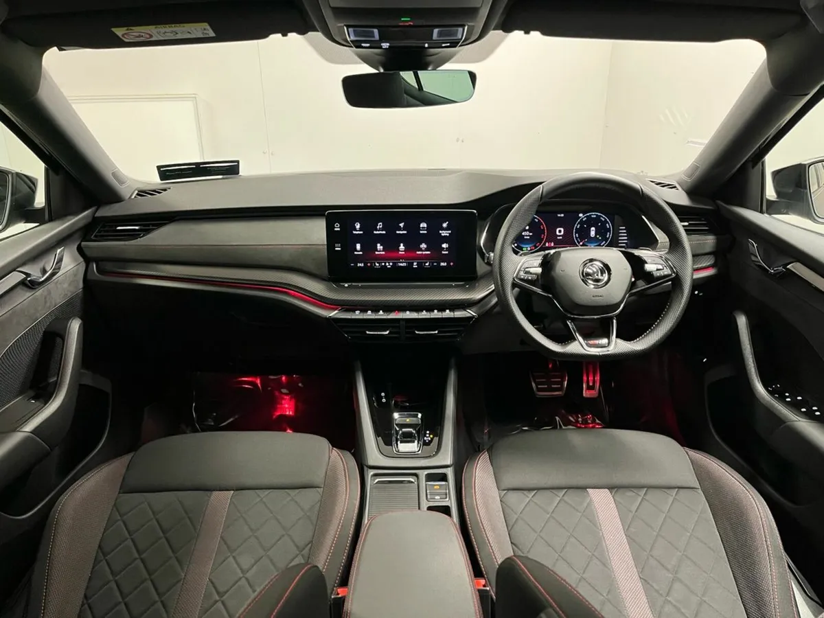 Skoda Octavia RS DSG 2.0TDI 200BHP - Reversing Cam - Image 4