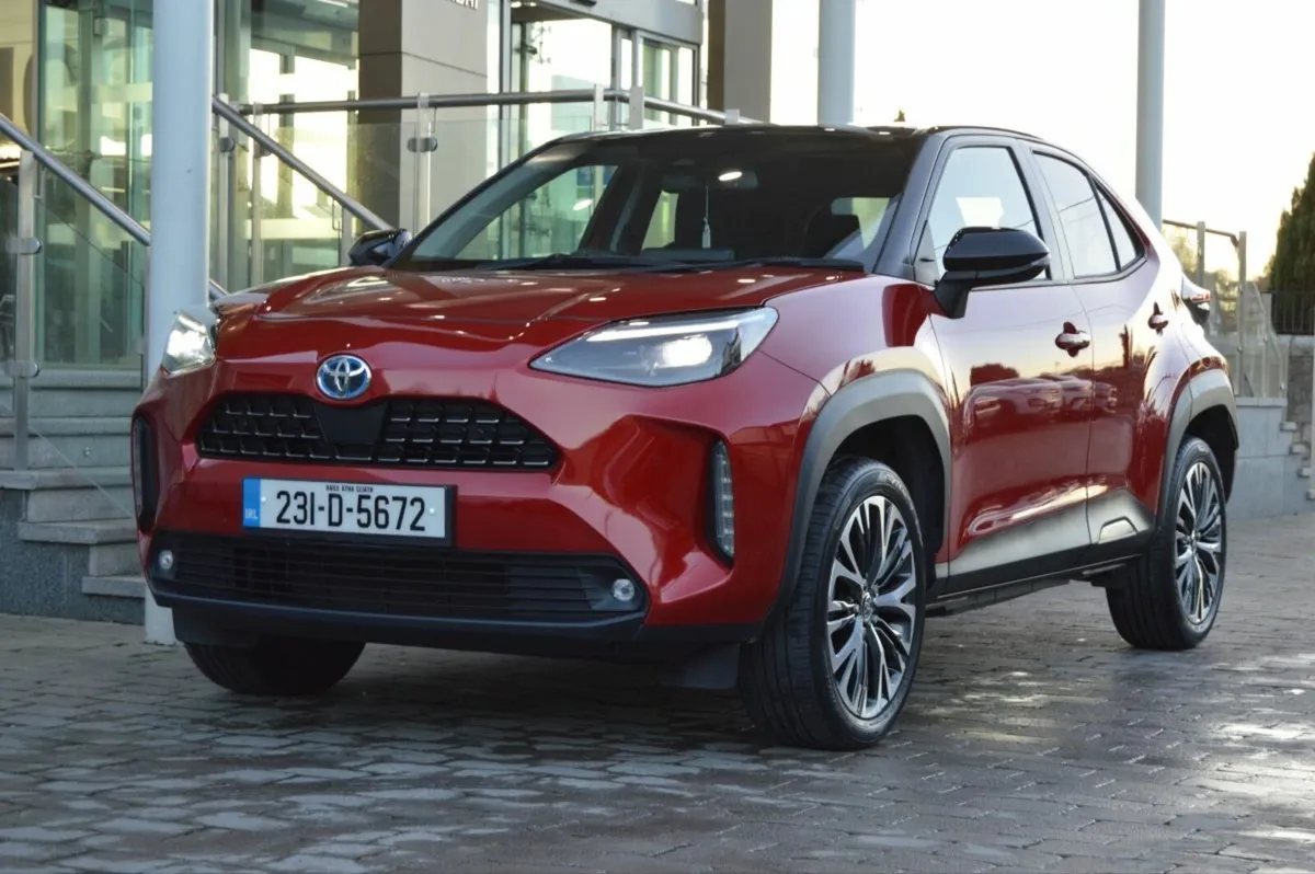 Toyota Yaris Cross 1.5 Hybrid Sol, Low Mileage - Image 3