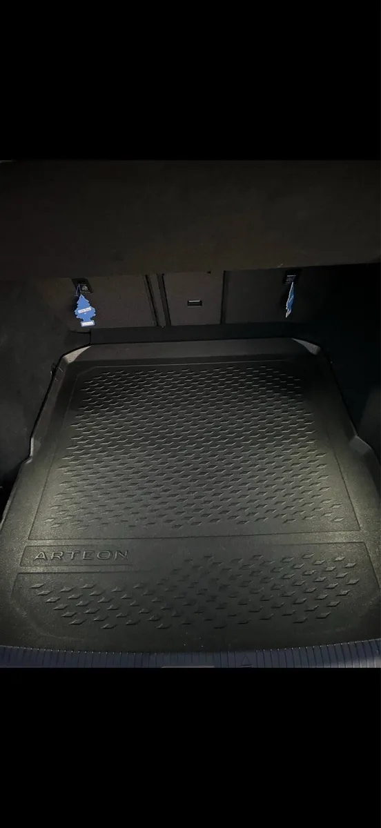 2019 Volkswagen Arteon - Image 2