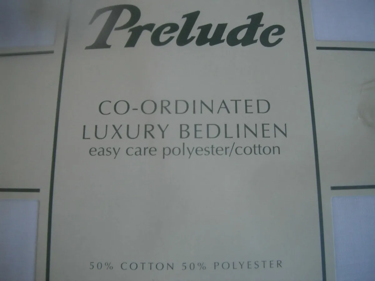 Double Fitted Sheet for Sale - Image 2