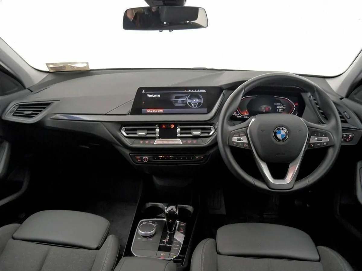 BMW 1-Series 118i Sport - Image 4