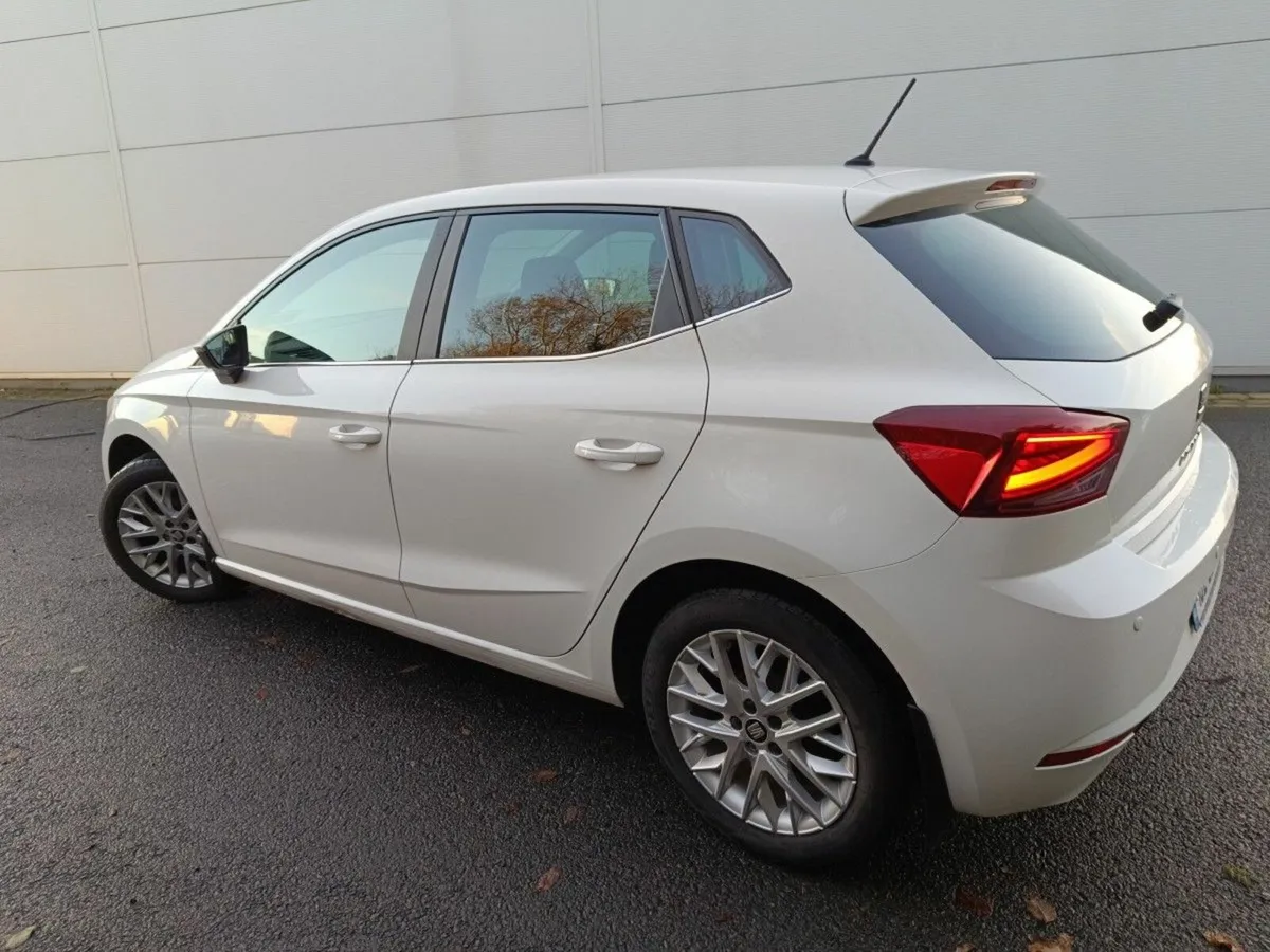 SEAT Ibiza 1.0MPI 75HP SE - Image 3