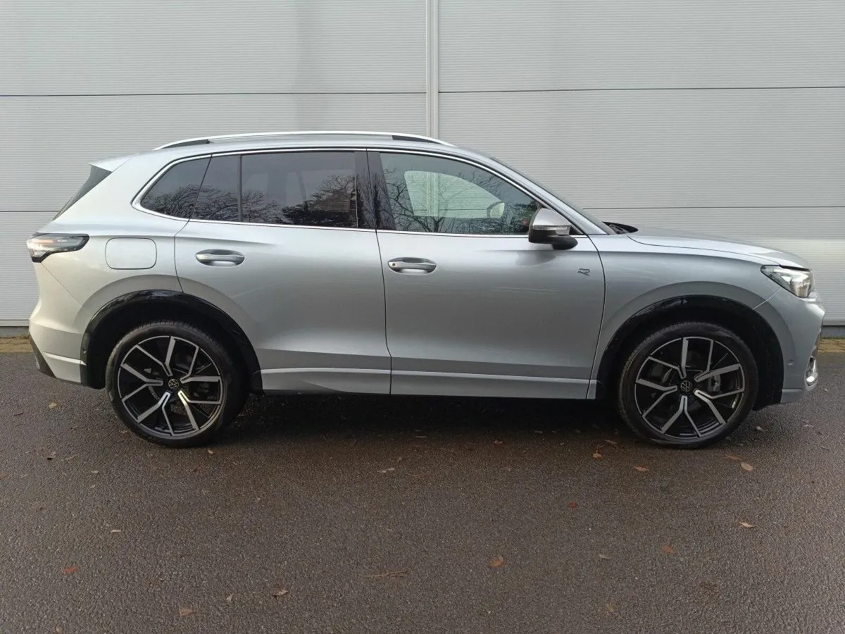 Volkswagen Tiguan Tiguan R-Line 2.0TDi 150 DSG 2WD - Image 2