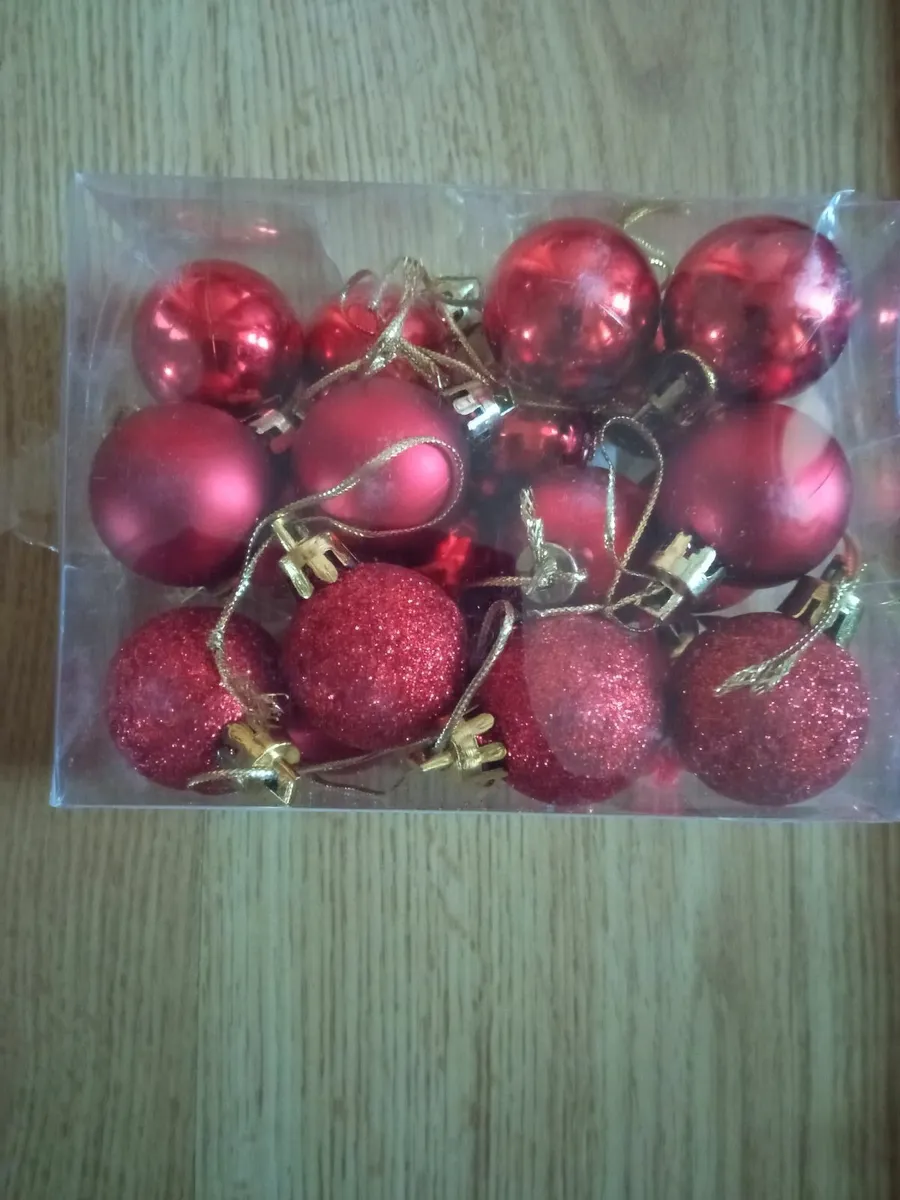 Christmas Decorations - Image 4