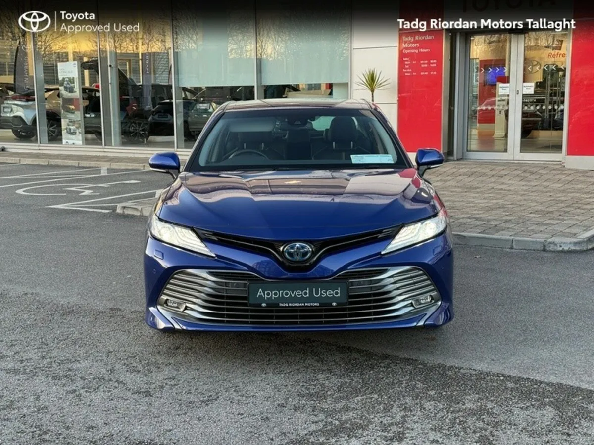 Toyota Camry HYBRID PLATINUM 4DR AUTO - Image 4