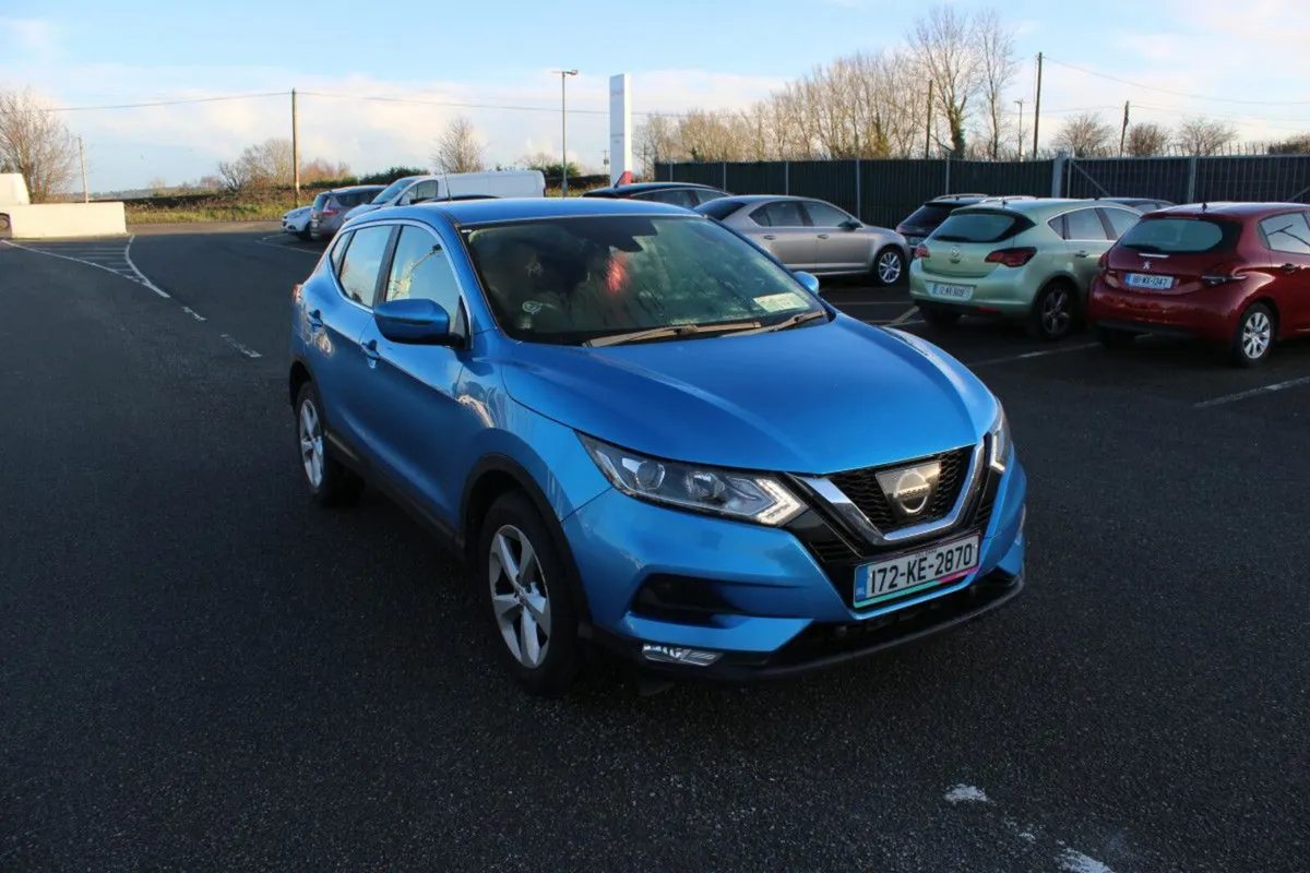 Nissan Qashqai 1.2 1.2 GIG - T Acenta 5dr - Image 1