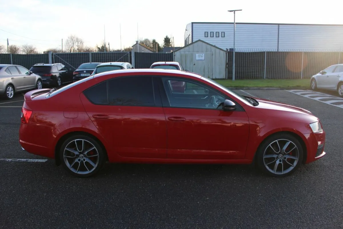 Skoda Octavia RS 2.0TDI 184HP 4DR - Image 4