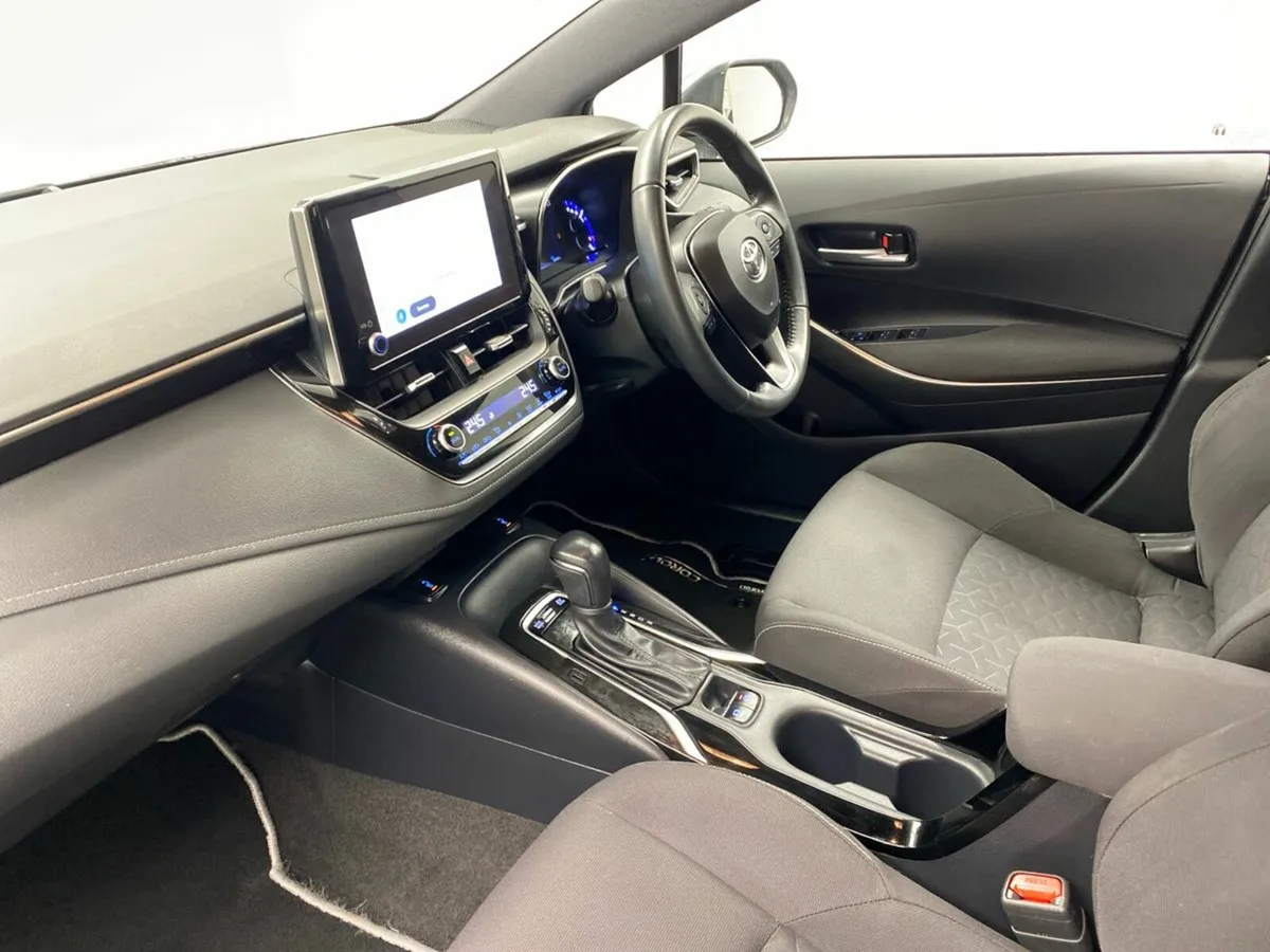 Toyota Corolla Corolla Icon Tech Hev Cvt  Icon Tec - Image 3