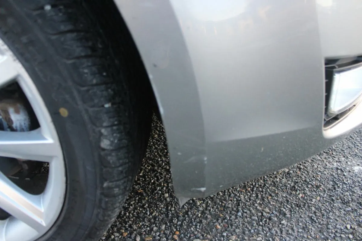 Skoda Octavia 1.6 TDI CR 105BHP DSG 4 Elegance - Image 3