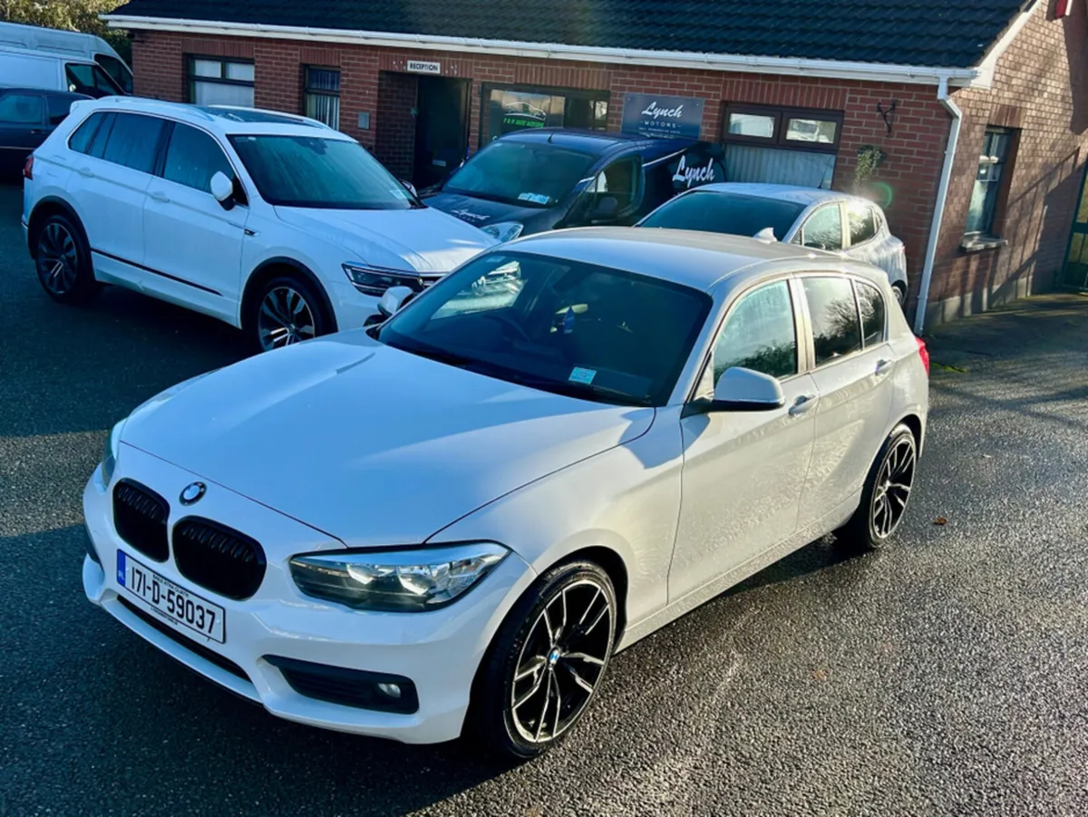 BMW 1-Series D EFFICIENCY DYNAMICS PLUS 5DR - Image 4