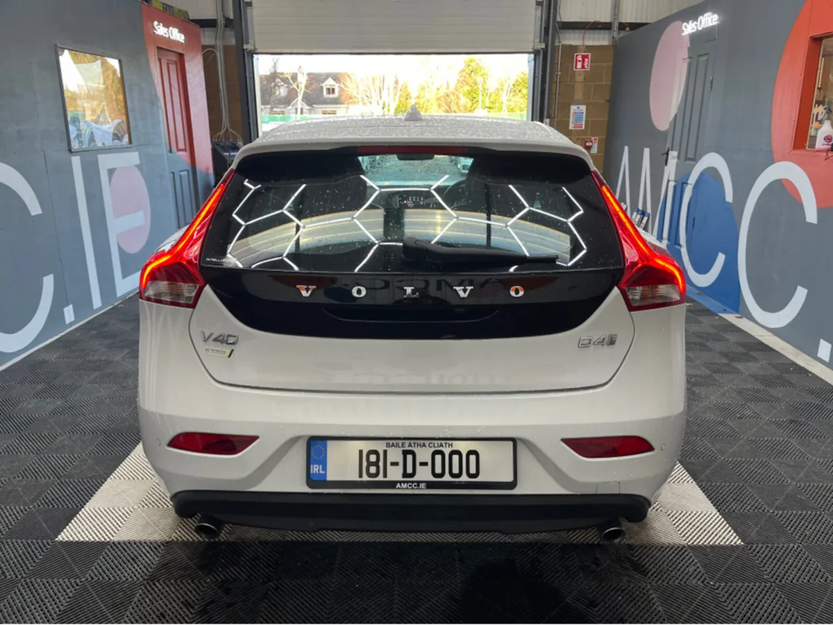 Volvo V40 €16950! 2018 Volvo V40 Automatic 2.0 Die - Image 3