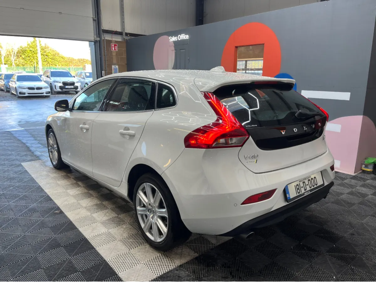 Volvo V40 €16950! 2018 Volvo V40 Automatic 2.0 Die - Image 4