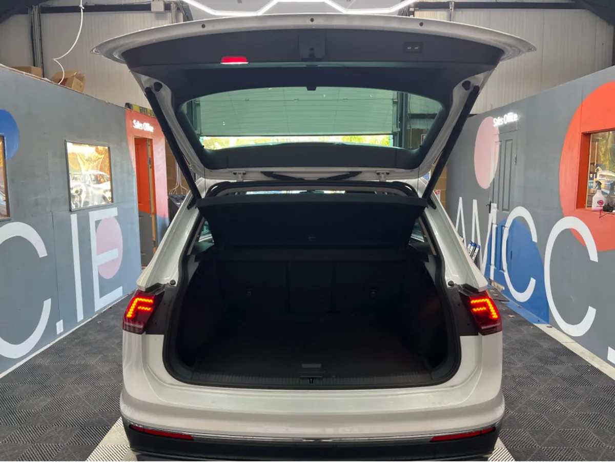Volkswagen Tiguan ONLY €25950! 2018 VW TIGUAN AUTO - Image 4