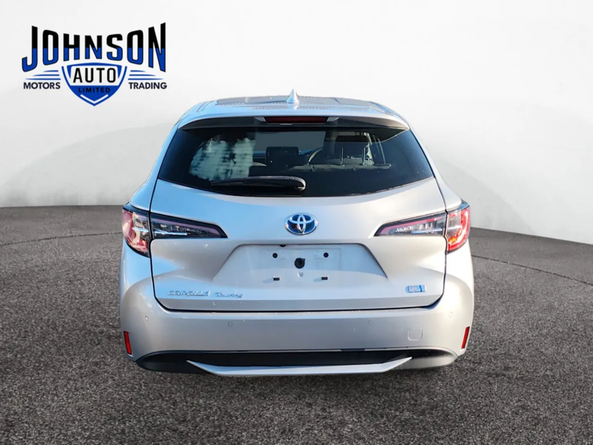 Toyota Corolla 1.8 Corolla Touring Petrol Auto - Image 3