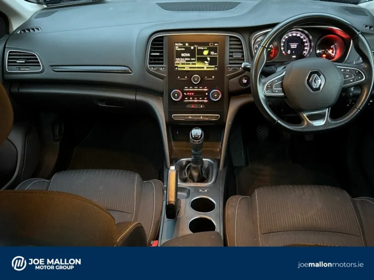 Peugeot 5008 1.5 BlueHDi 130bhp Allure Auto - Image 4