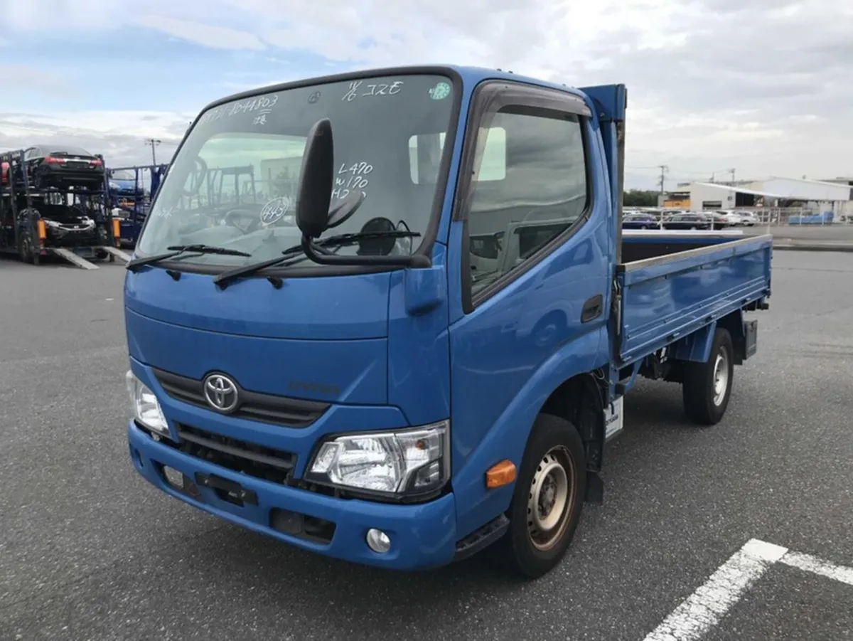 Toyota Dyna 3.0 DIESEL 4WD - Image 1