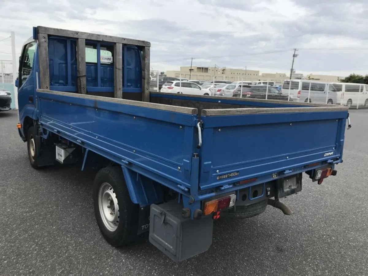 Toyota Dyna 3.0 DIESEL 4WD - Image 2