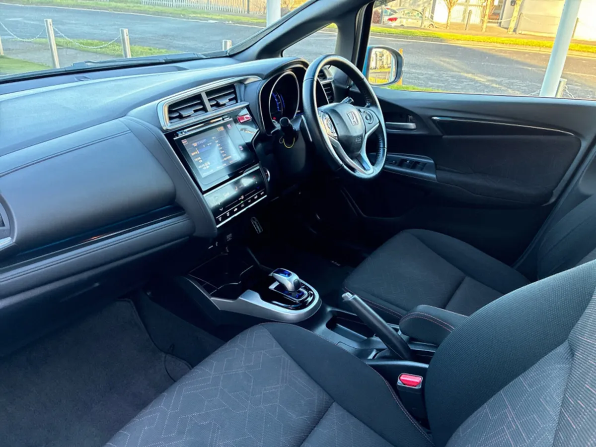 Honda Fit 1.5L Petrol Hybrid Automatic RS - Image 3