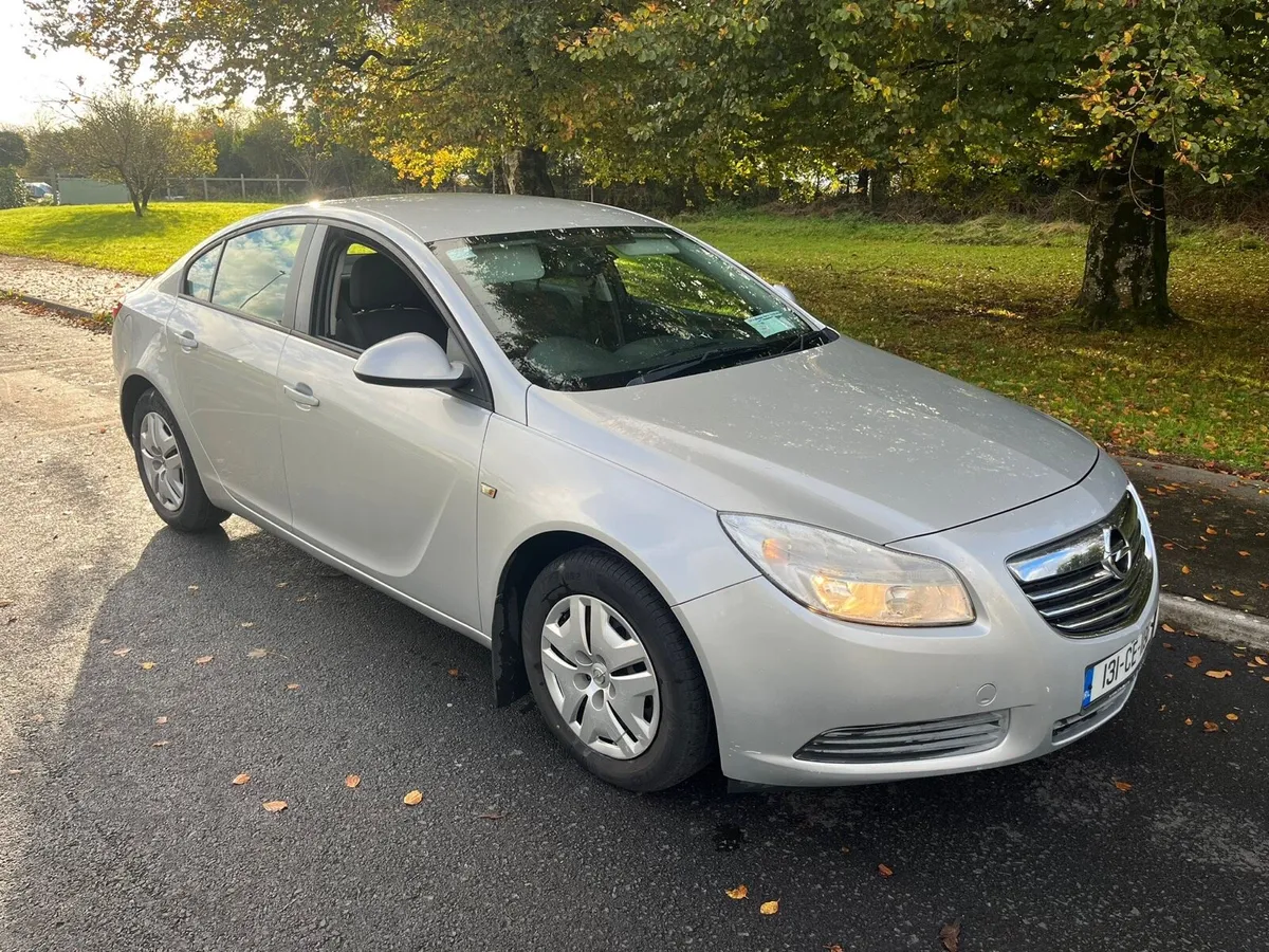 2013 Opel Insignia, 2.0 Diesel *€2350* - Image 1