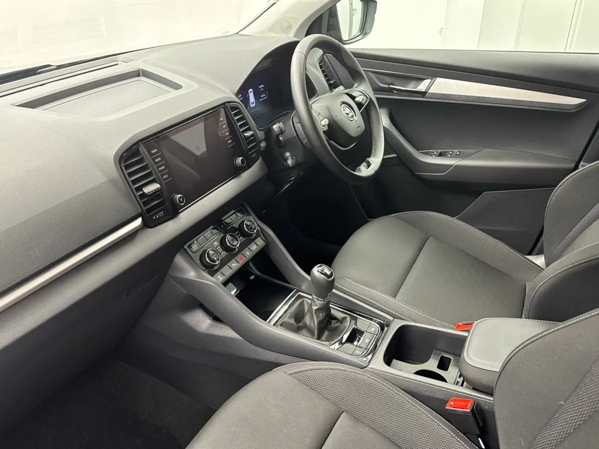 Skoda Karoq 2.0TDI SEL *4.9% APR* €60 P/W ON PCP - Image 4