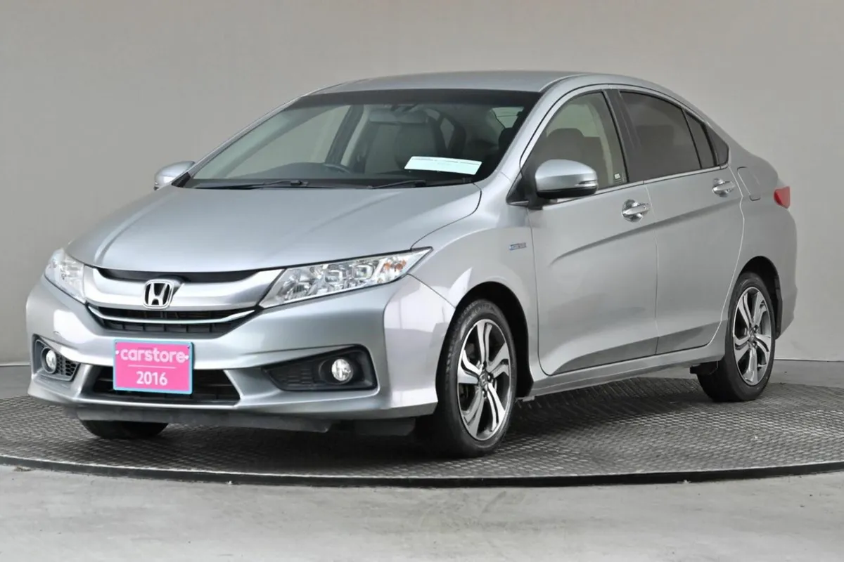 Honda Grace 1.5 - Image 3