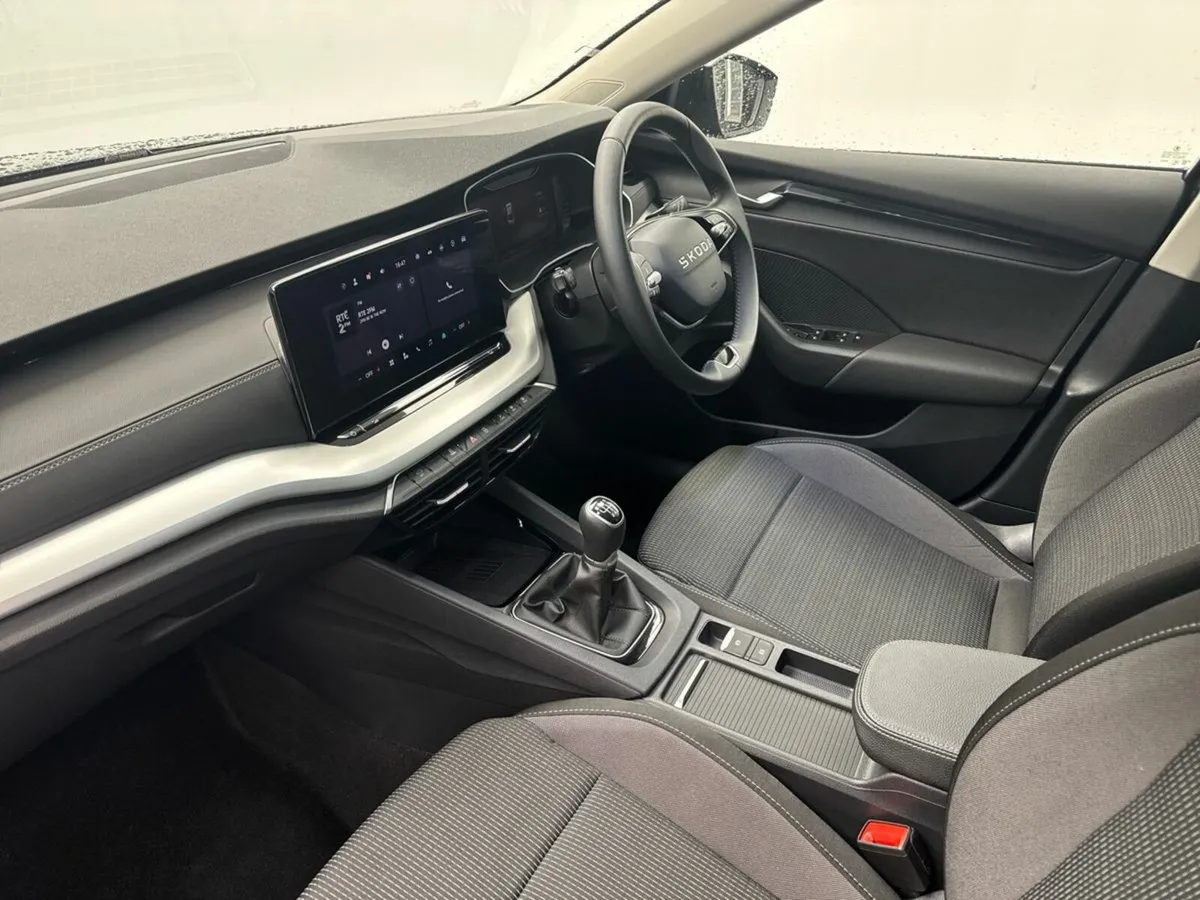 Skoda Octavia 2.0TDI SEL *4.9% APR* €60 P/W ON PCP - Image 4