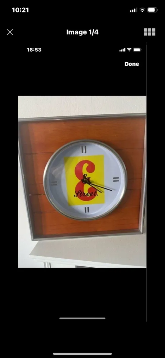 Rare J & B Bar Clock - Image 1