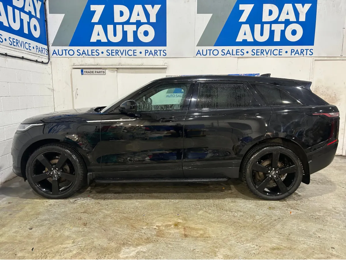 Land Rover Range Rover Velar VELAR 2.0 TD4 5DR - Image 4